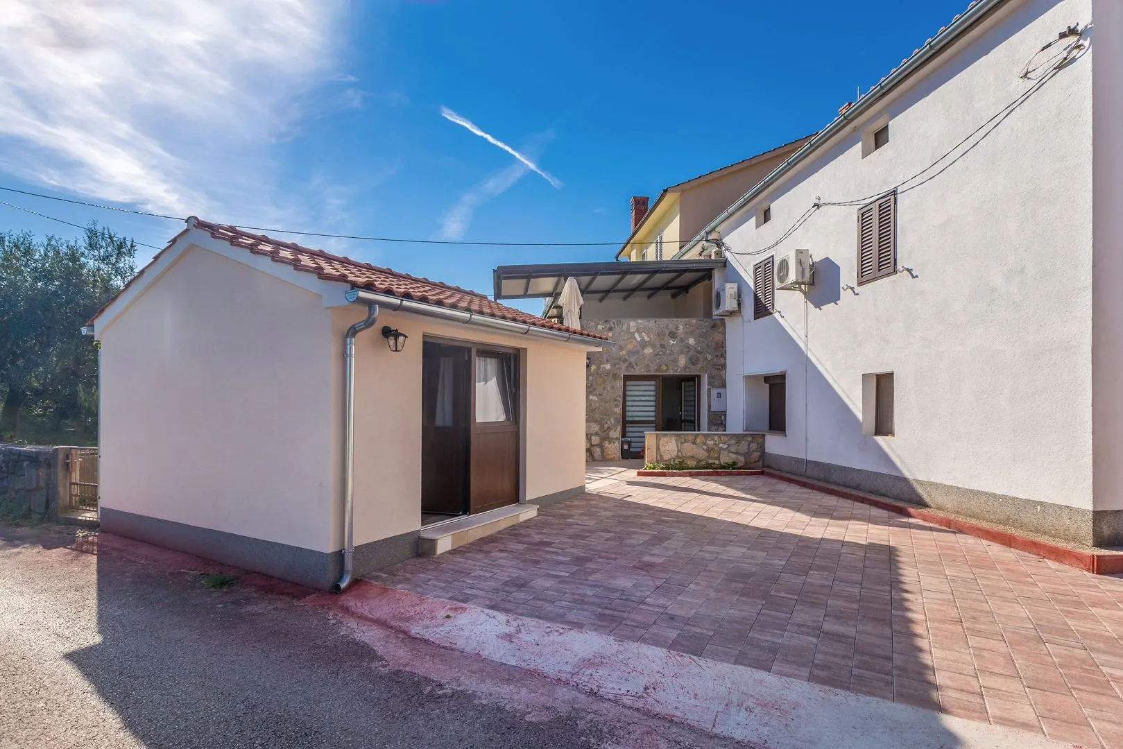 otok krk, malinska - obnovljena starina - slika 3
