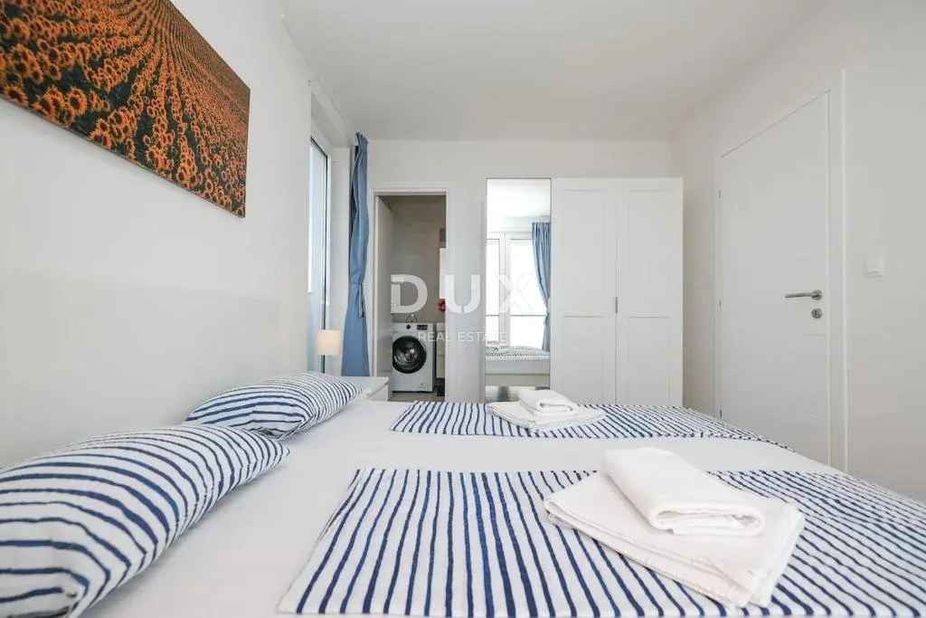 zadar, privlaka - villa, more, bazen, rooftoop jacuzzi,top lokacija -prilika! - slika 27