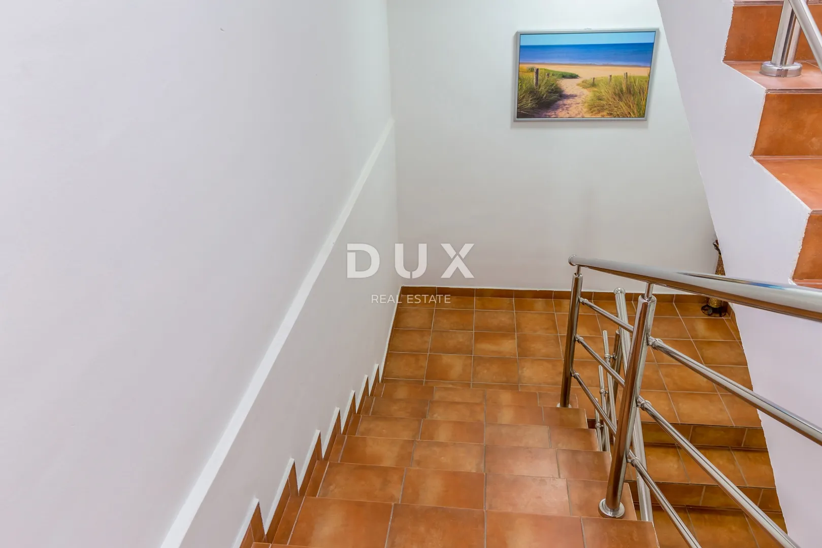 otok krk, malinska - apartman sa okućnicom i parkingom - slika 2