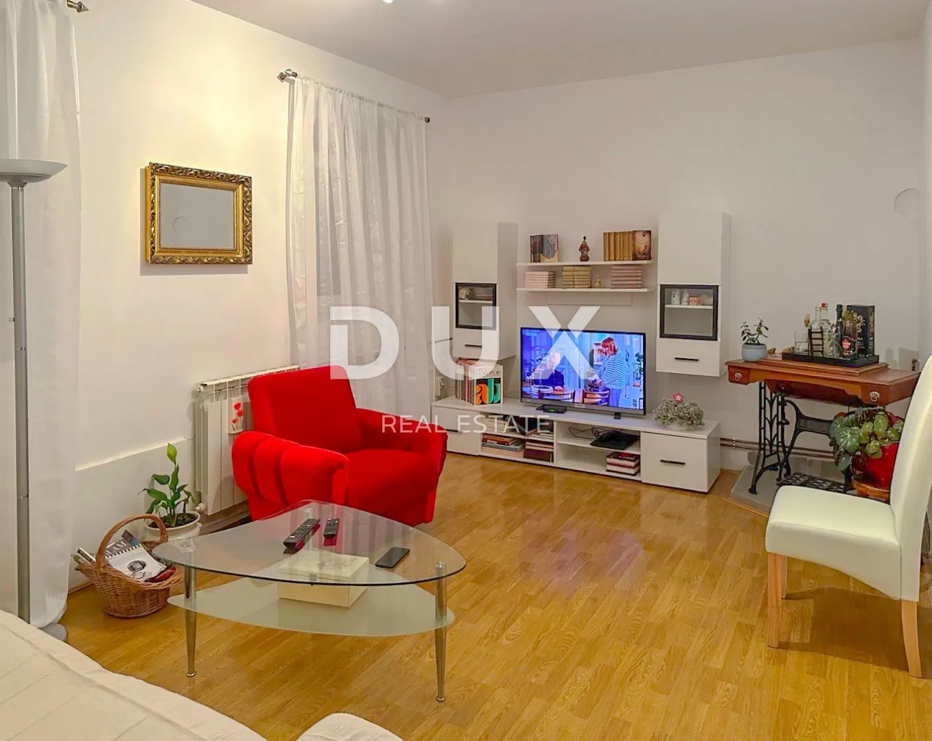 gorski kotar, delnice- kuća u centru sa garažom - slika 4