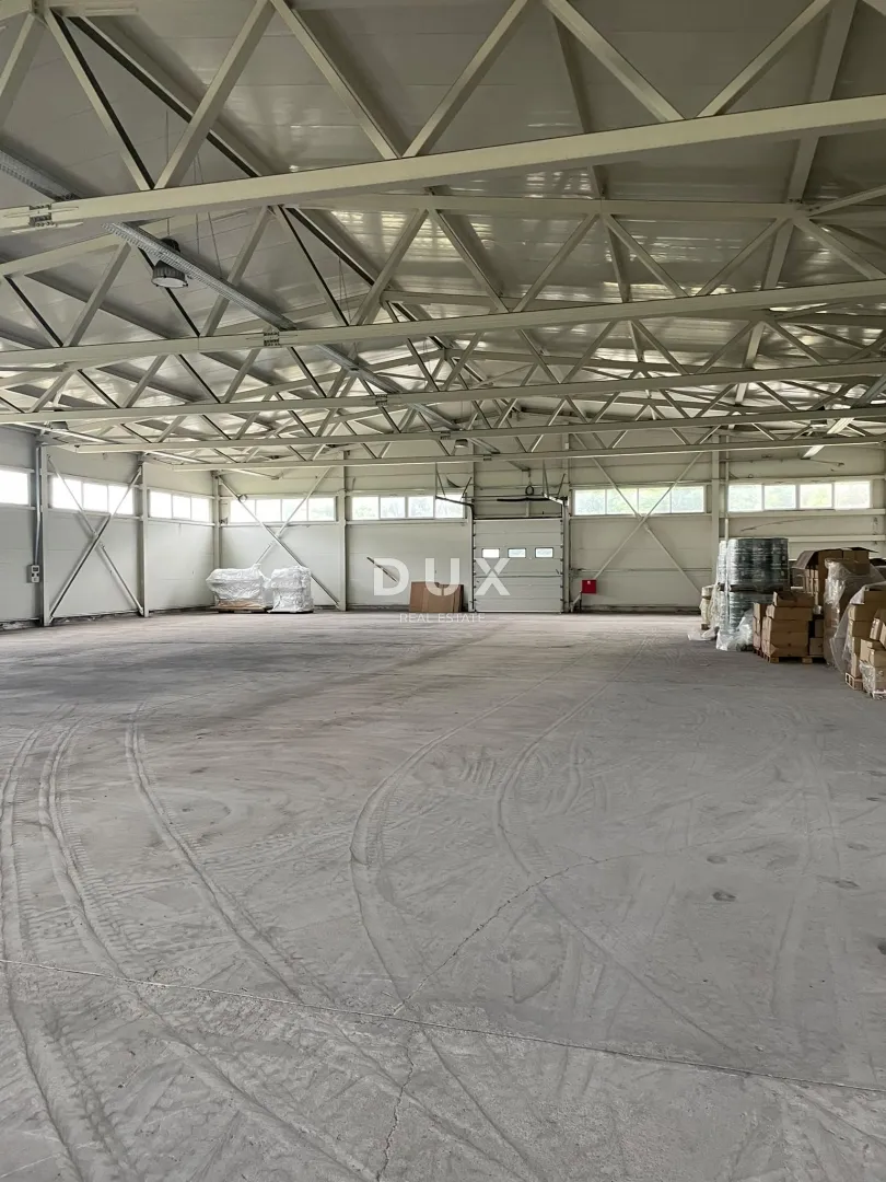 UDBINA - Investicijska prilika – Industrijska hala 3.524 m² na zemljištu 18.374 m² s energetskom infrastrukturom