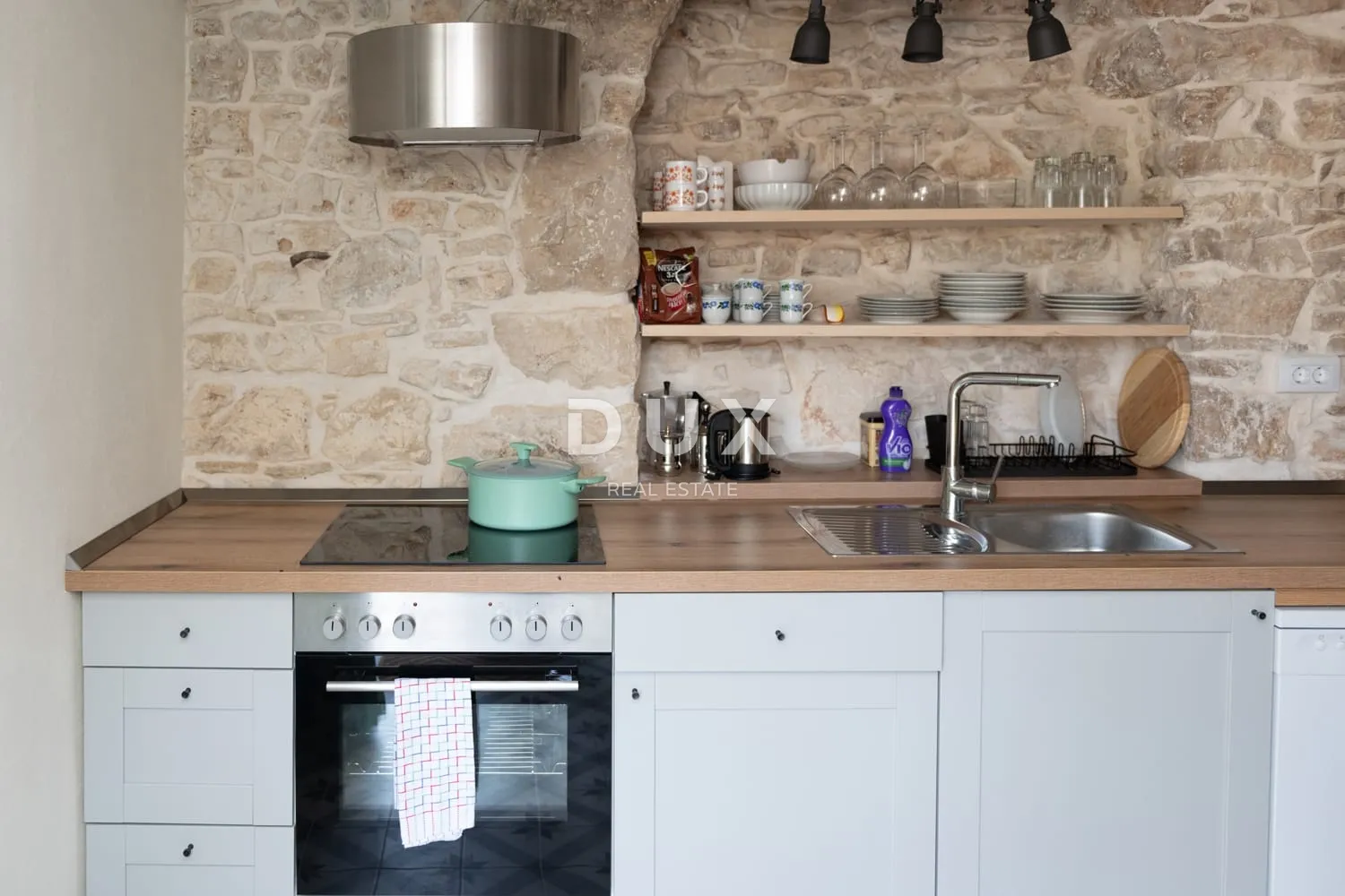 istra, svetvinčenat- renovirana kamena kuća - slika 2
