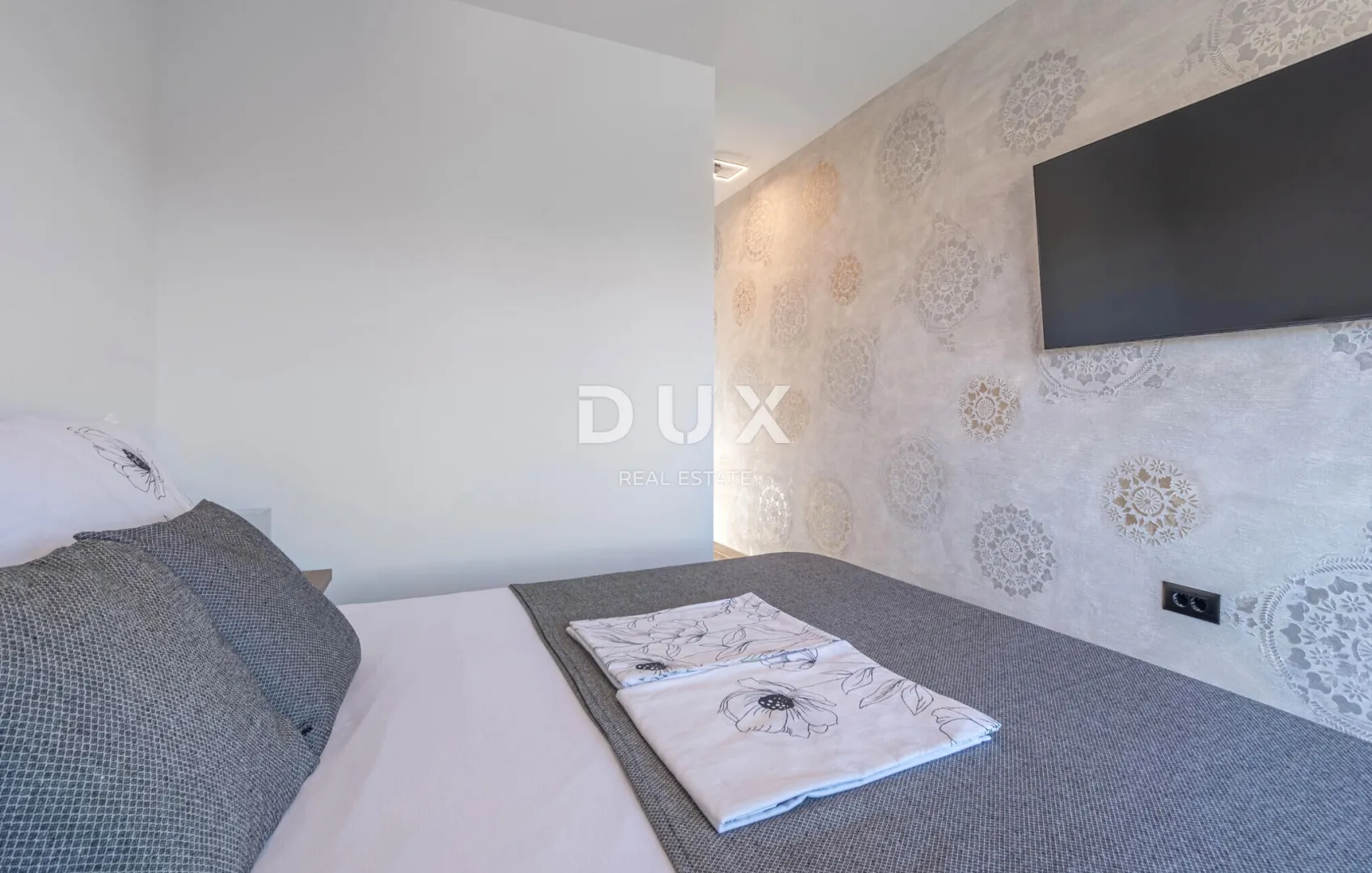istra, labin, samostojeća kuća, 190 m², bazen, wellness - slika 15