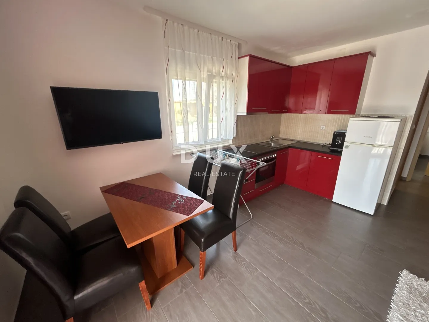 šibenik, vodice – 3 sj + mogućnost 6, parcela 920 m² - slika 27