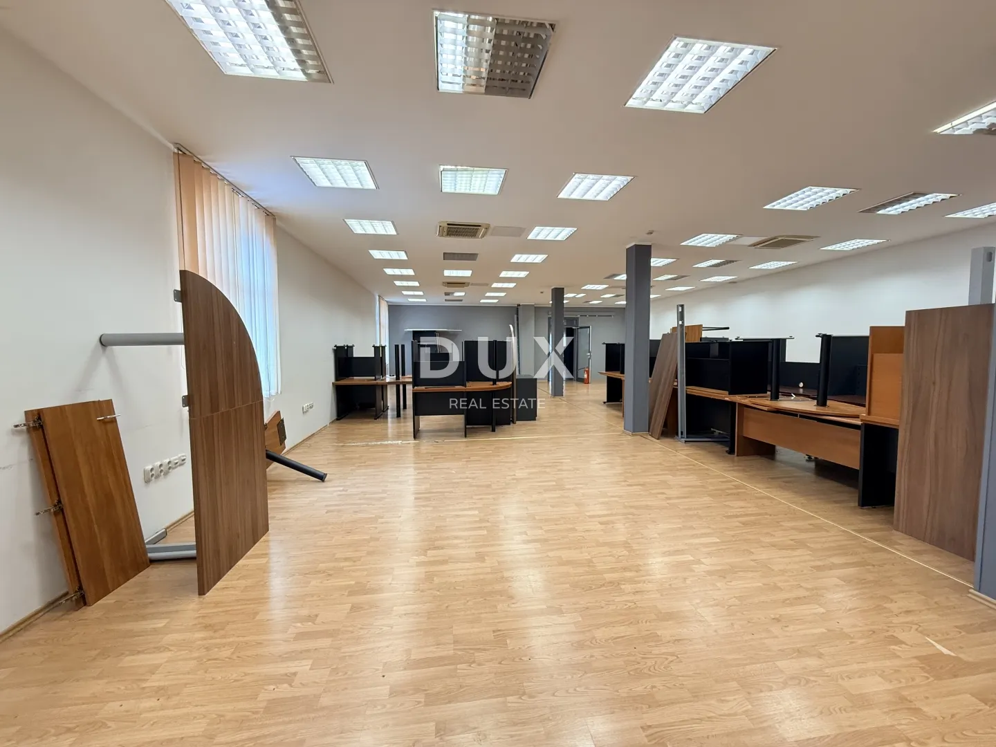 rijeka, širi centar - uredski prostor u poslovnoj zgradi - slika 10