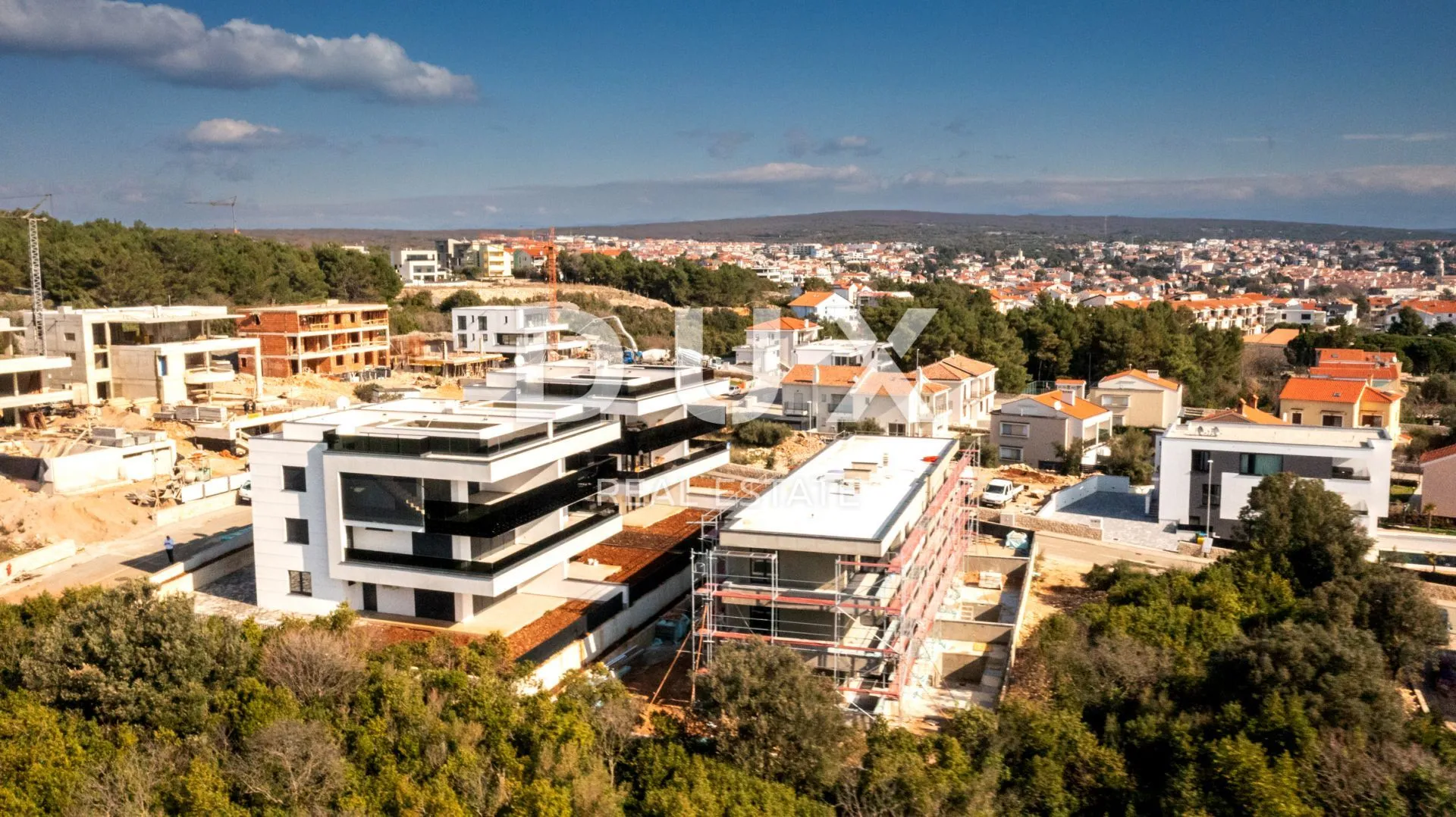 grad krk, centar - dvoetažni penthouse s bazenom i panoramskim pogledom - slika 6