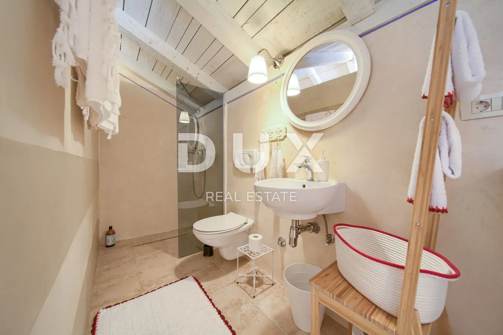 otok krk, dobrinj - rustikalna kuća s jacuzzijem - slika 7