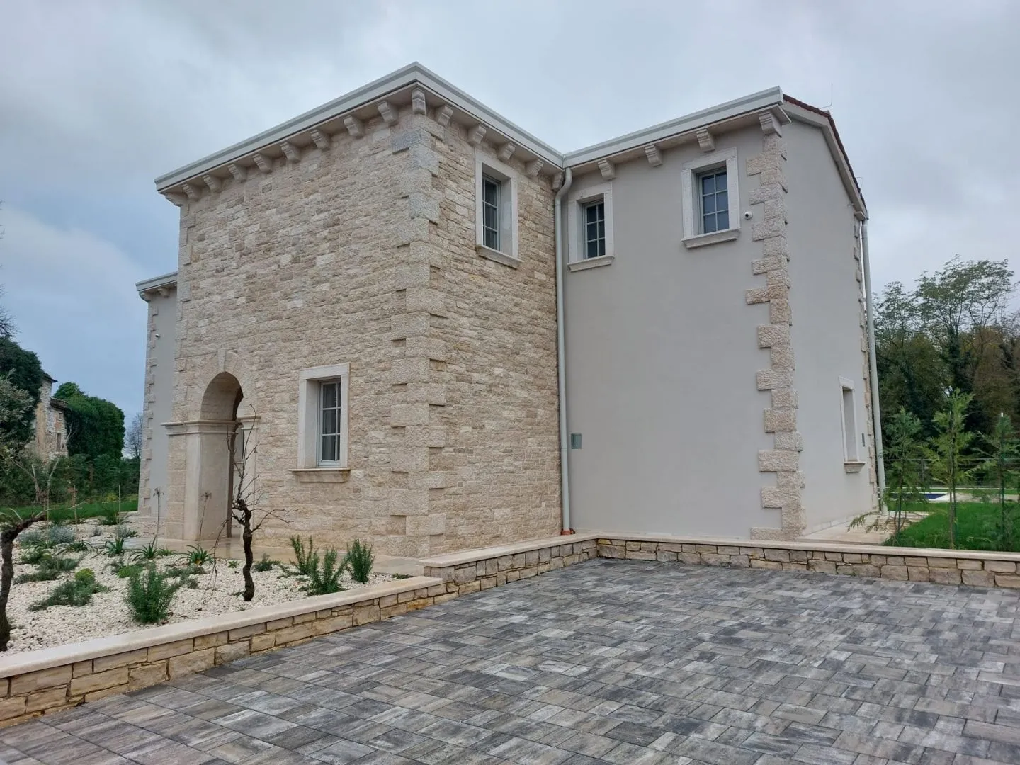 istra, barban - visokokvalitetna kamena vila s bazenom - slika 29