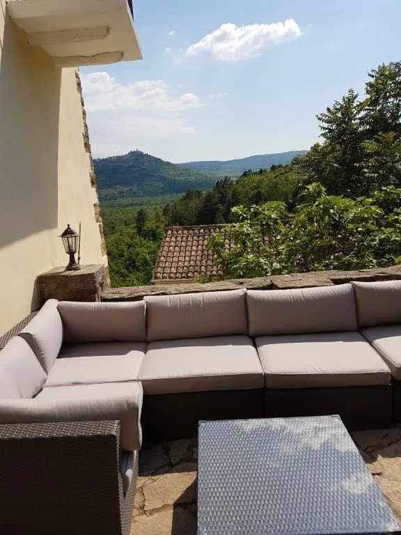 istra, motovun - kamena bajka u prirodi! rijetkost! - slika 38