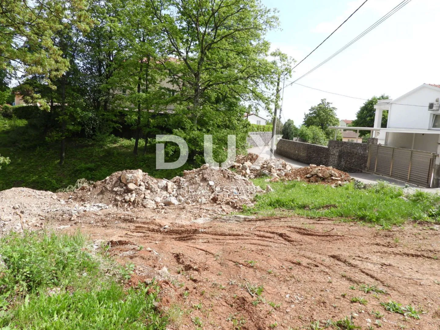 opatija, matulji- kuća s 4 stana 550m2 + okoliš 3740m2 - slika 23