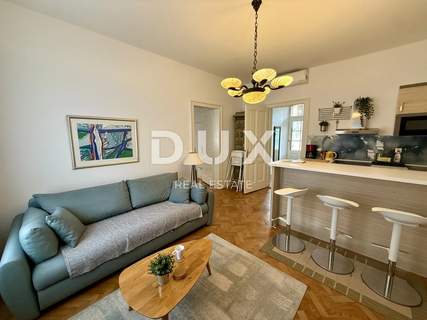 zagreb, centar - dvoetažni stan s tri apartmana i odličnim prihodima! - slika 5
