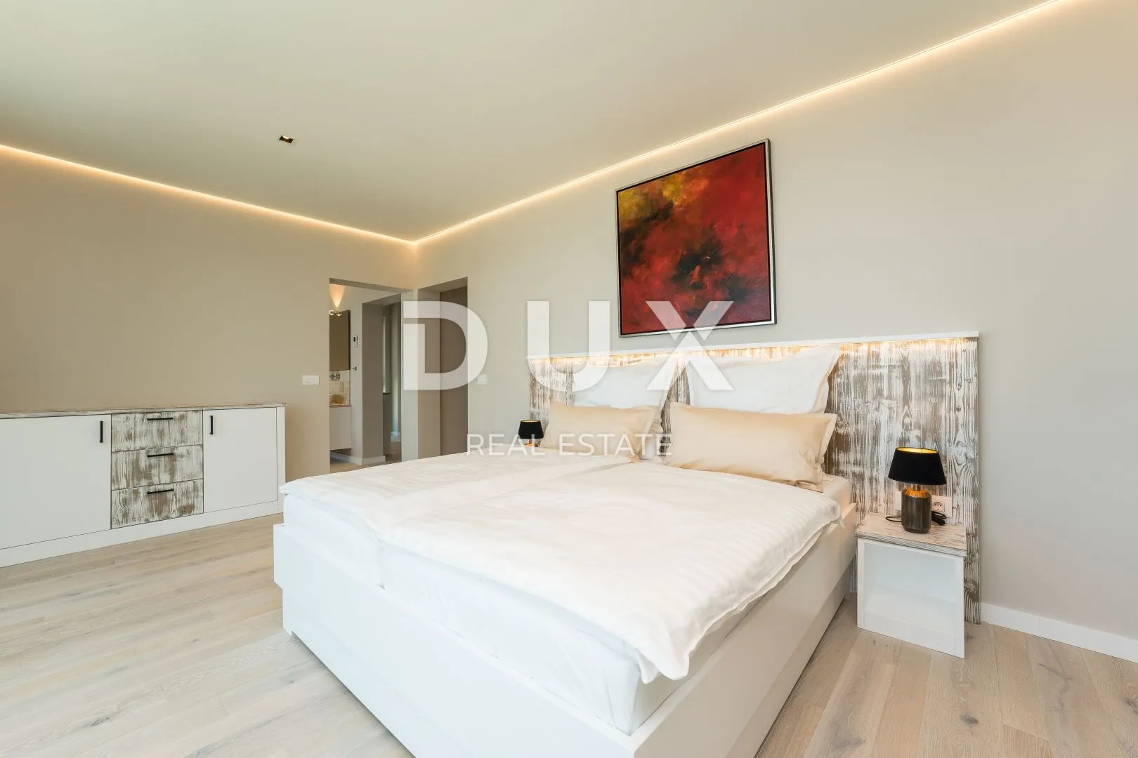 zadar, ljubač - luksuzna vila 2. red do mora - slika 23