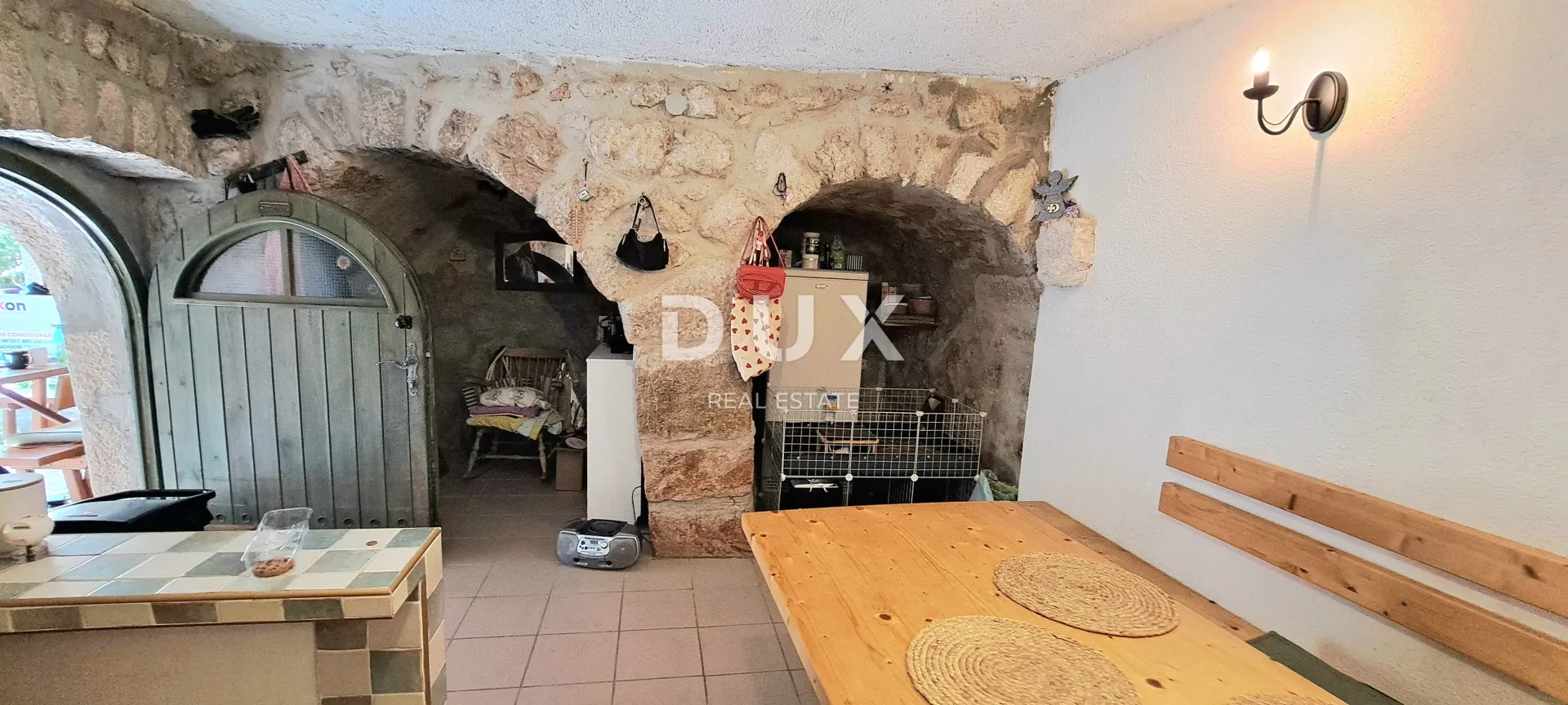grižane, kamena kuća 140 m2 m, s parkirnim mjestom - slika 27