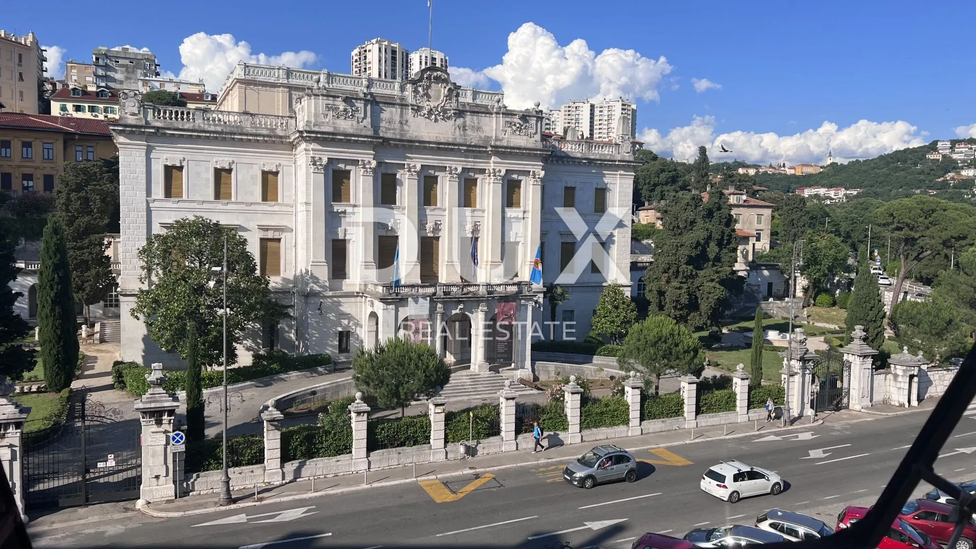 RIJEKA, CENTAR - Gospodski stan od 80 m2