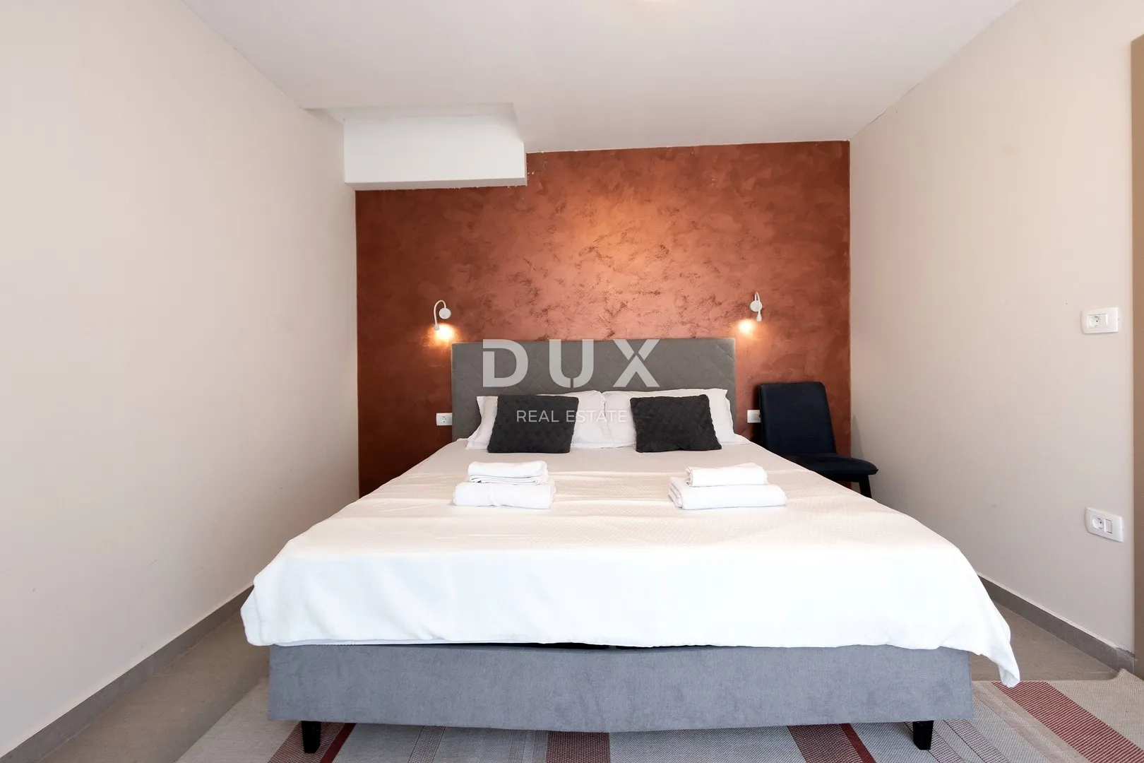 istra, rovinj, kuća s 4ss+db, 160 m², okućnica, 400m od mora - slika 30