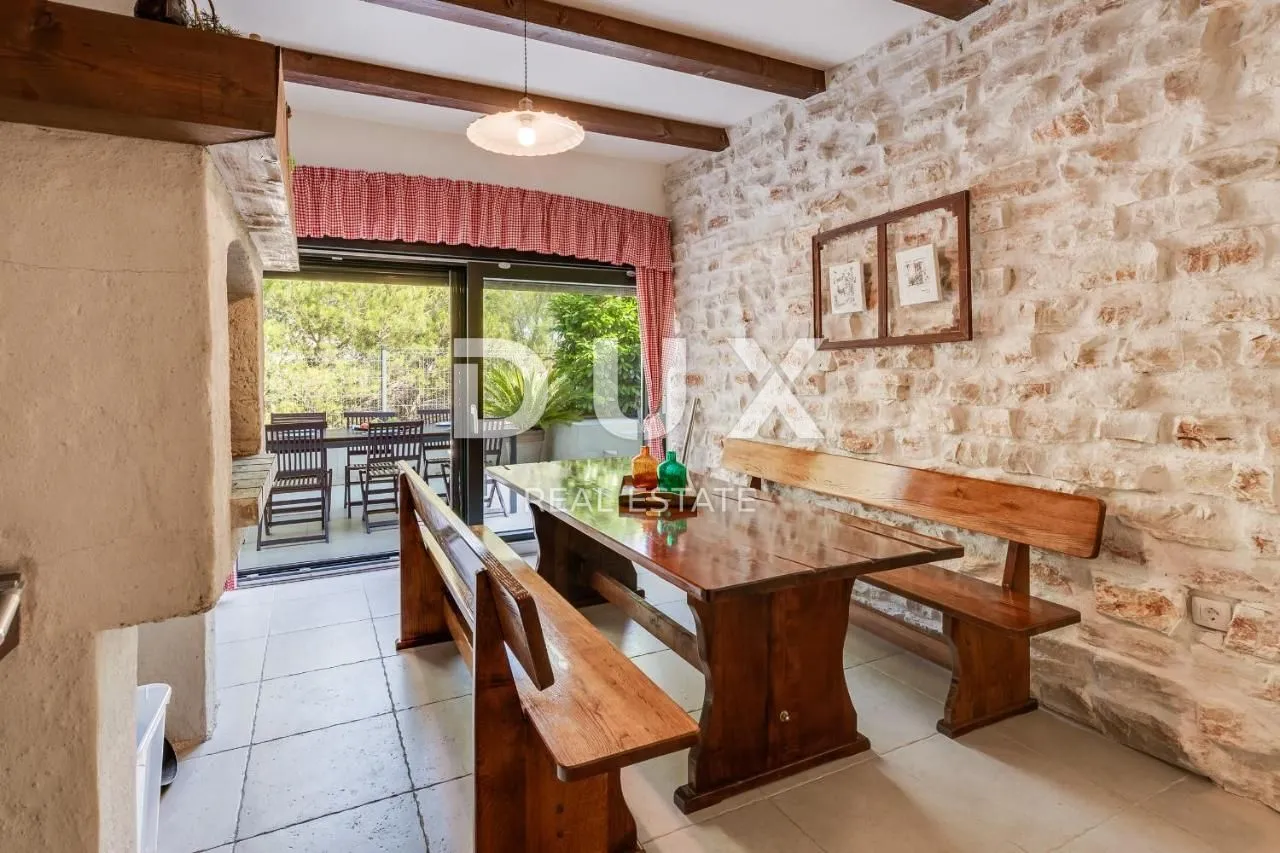 zadar, pridraga - luksuzna vila s bazenom u blizini mora - slika 17