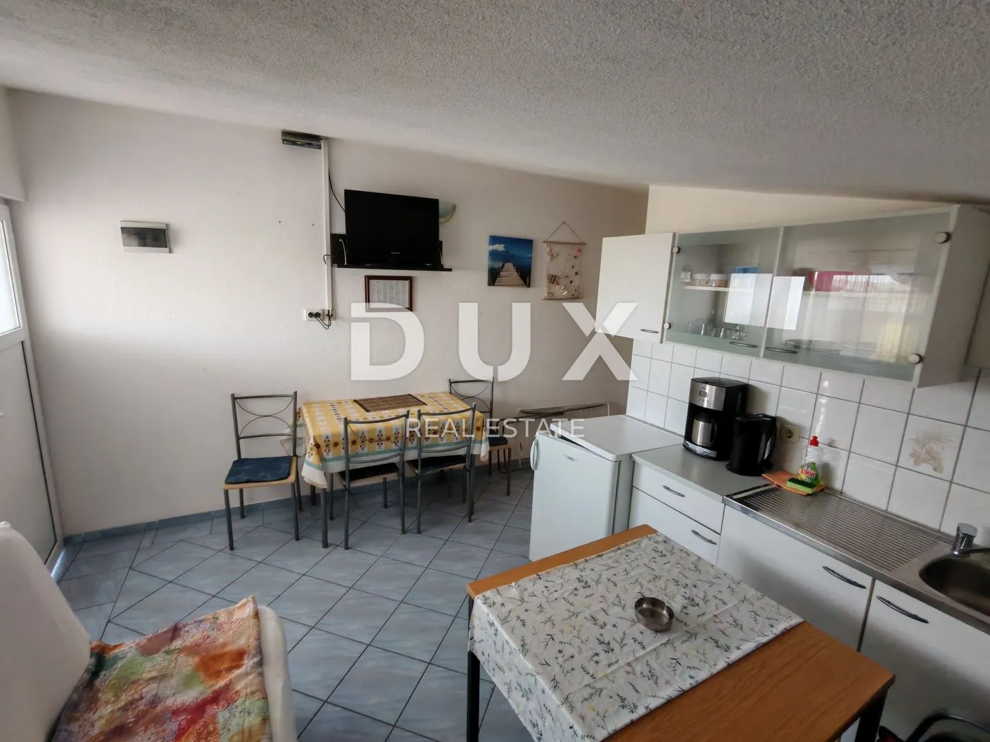 zadar, vir - kuća s čak 5 apartmana! 3 minute hoda udaljena od dviju plaža! - slika 29