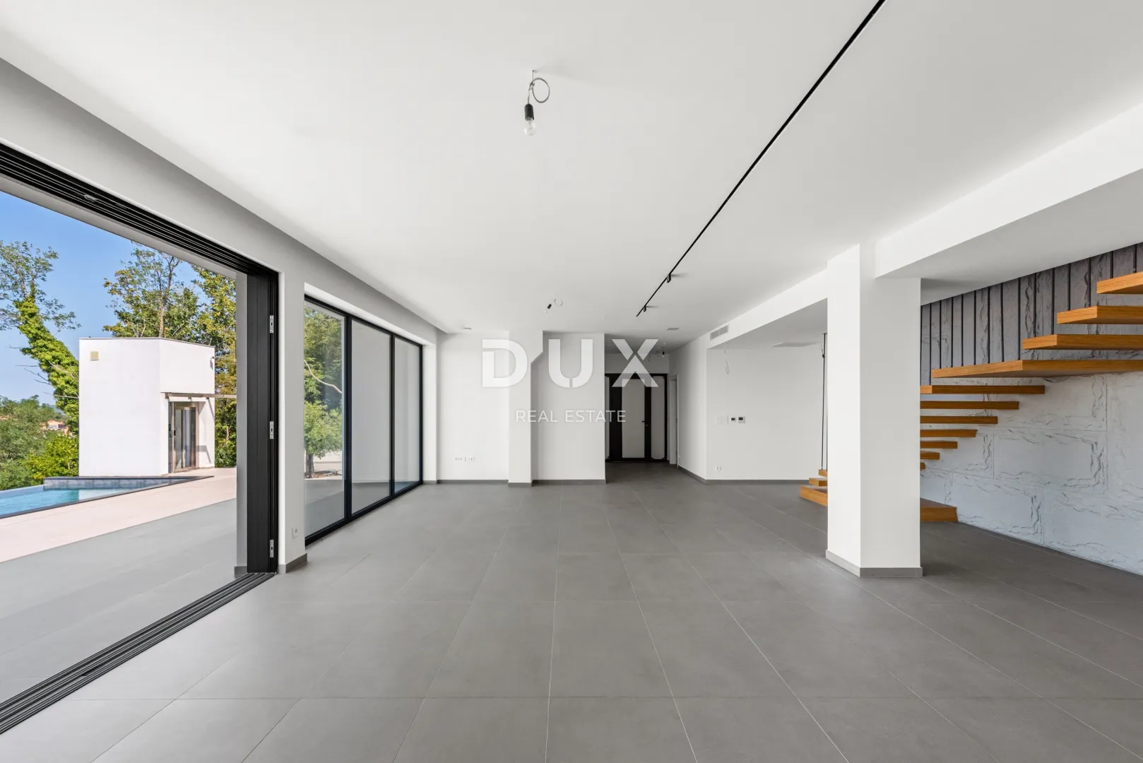 istra, vižinada - luksuzna vila sa infinity bazenom - slika 23