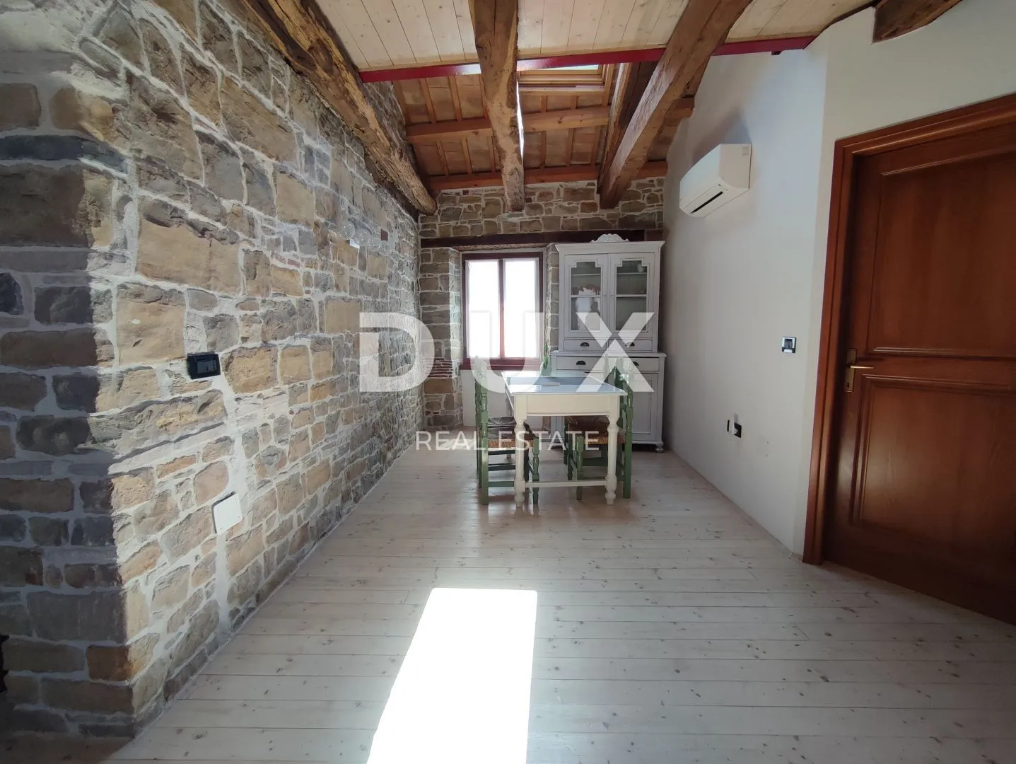 istra, oprtalj - autohtona kamena ljepotica s 3 apartmana - slika 26