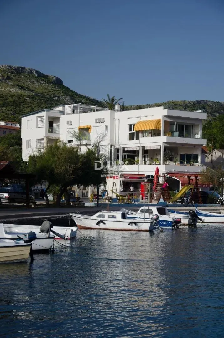 šibenik okolica, grebaštica – mini hotel prvi red do mora s bazenom i restoranom - slika 14