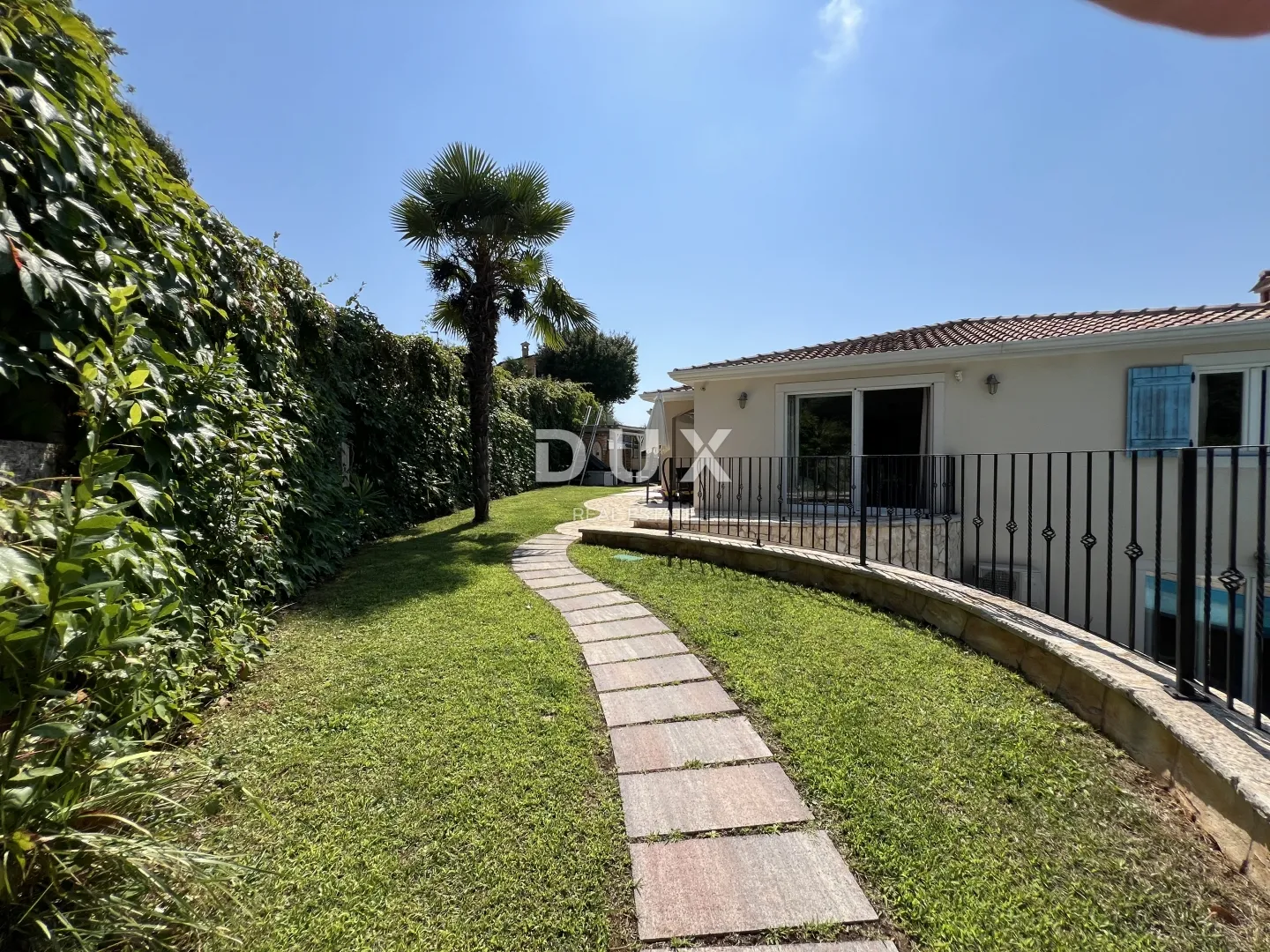 istra, poreč, samostojeća kuća, 180 m2, dva stana, bazen - slika 7