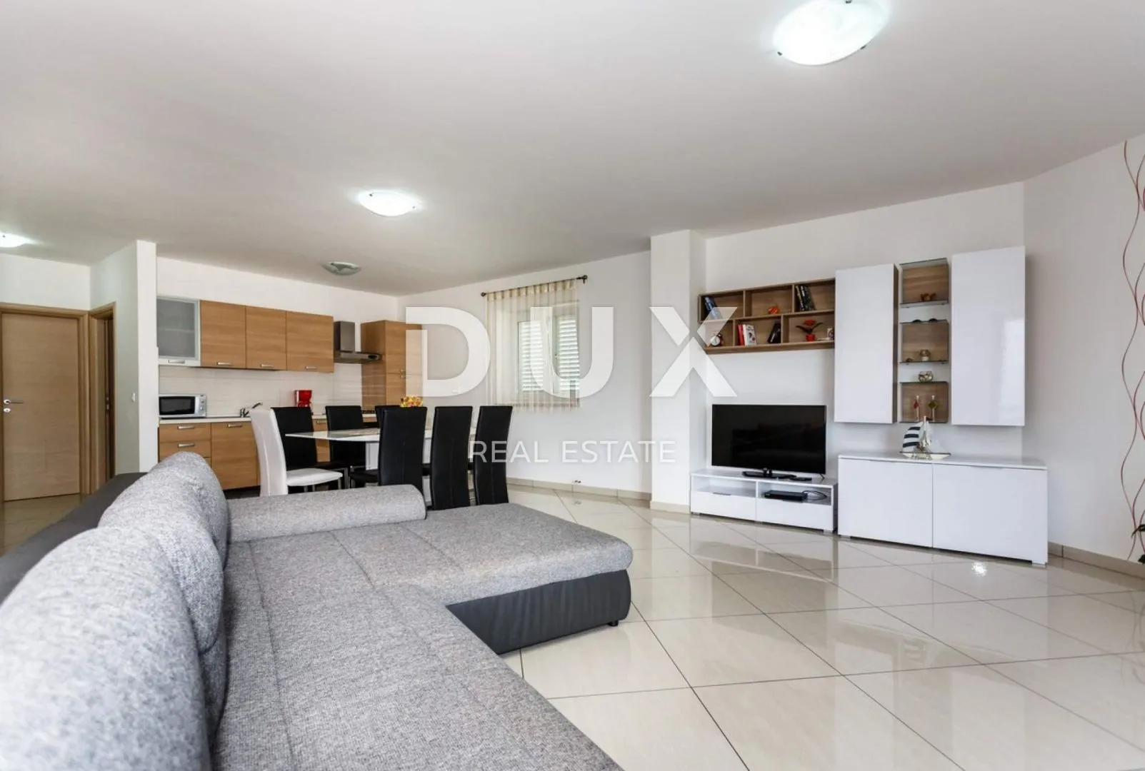 otok krk, vrbnik - apartman 99 m2 sa pogledom na more - slika 5