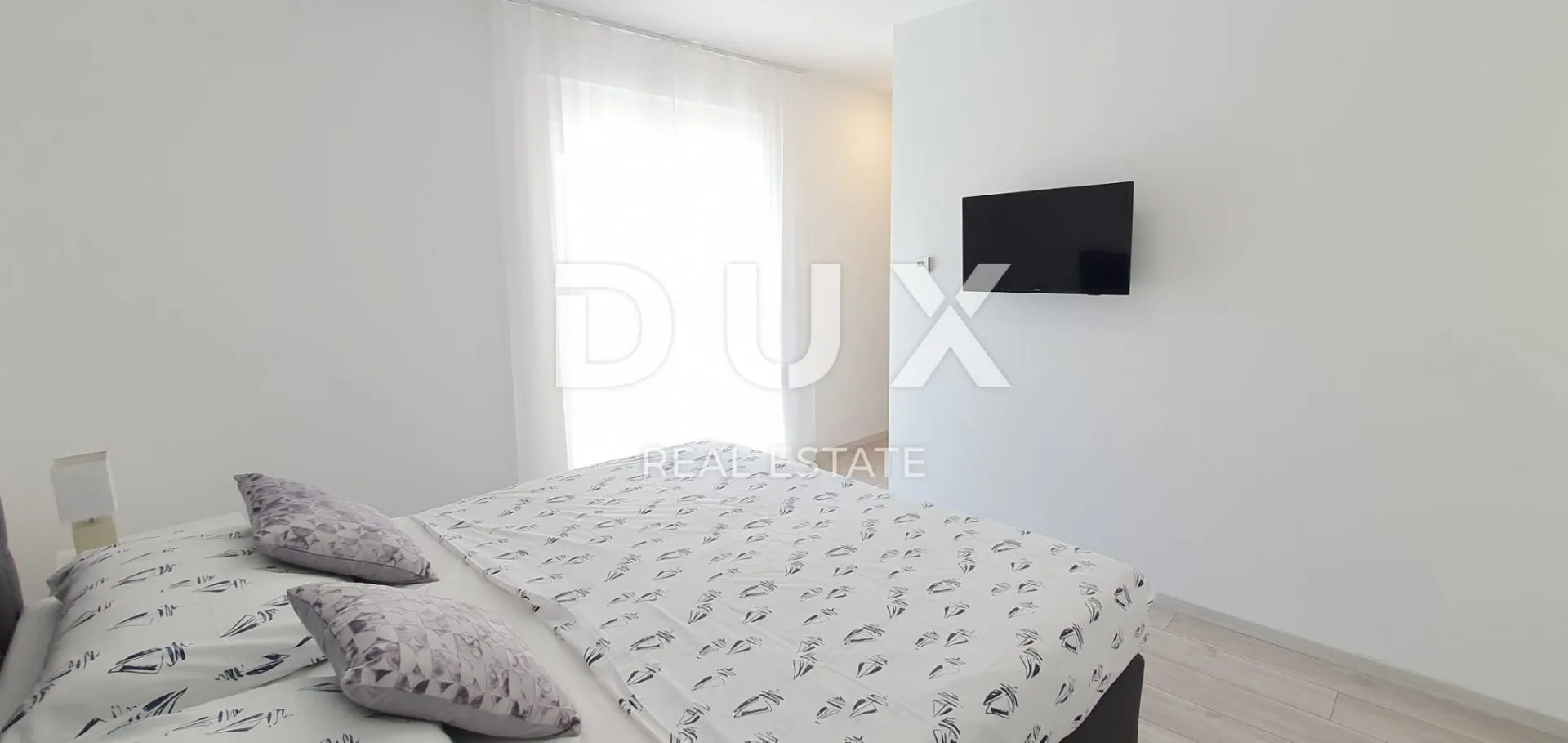 istra, šišan - nova moderna vila s bazenom - slika 12