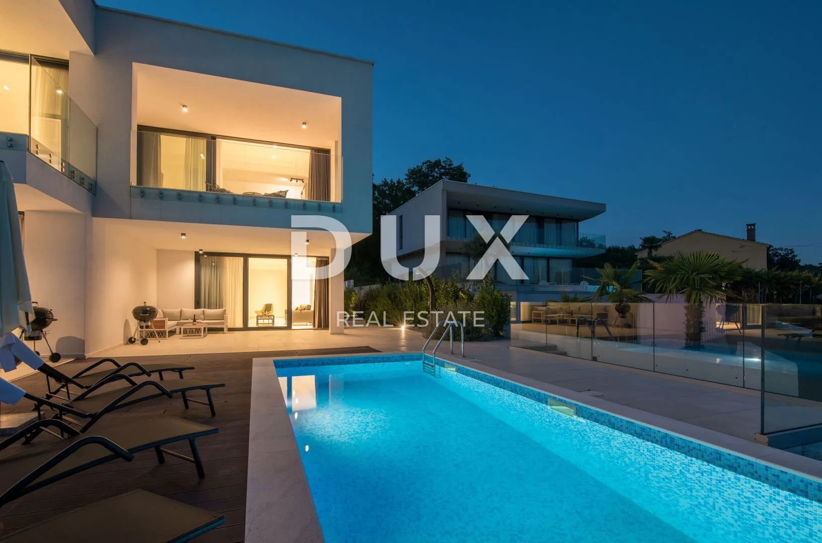 opatija – moderna luksuzna vila s dvije stambene jedinice i panoramskim pogledom na more - slika 11