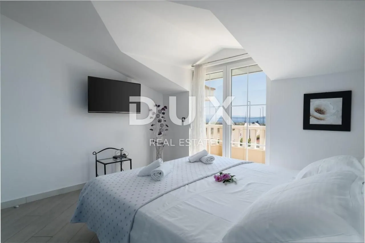 split, kaštel - predivna vila s bazenom i pogledom na more - slika 24