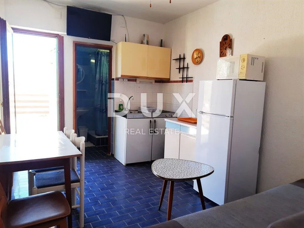 otok pag, grad pag- dvojna kuća 247 m2 za turizam - slika 18