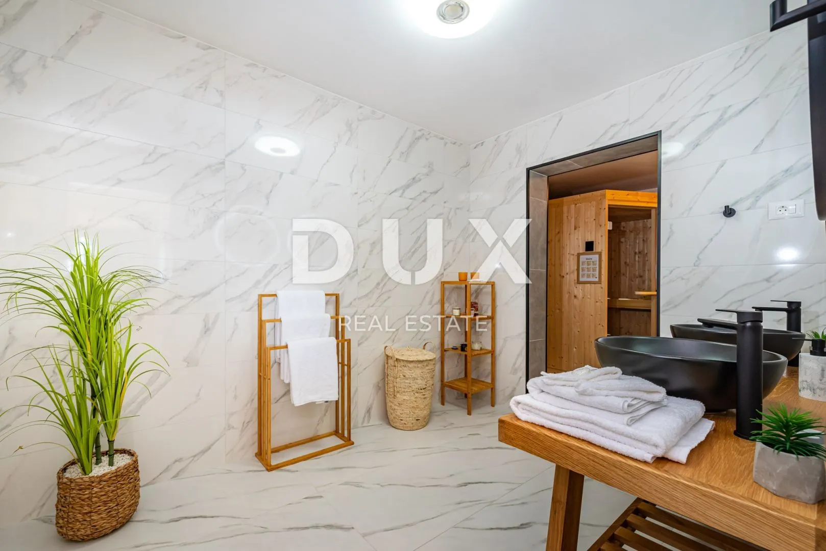 zadar, novigrad - prekrasna vila s bazenom u blizini mora - slika 33