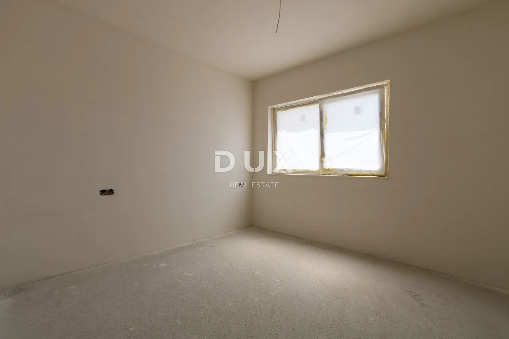 vodice, trosobni stan u prizemlju s vrtom, 78,01 m² - slika 2
