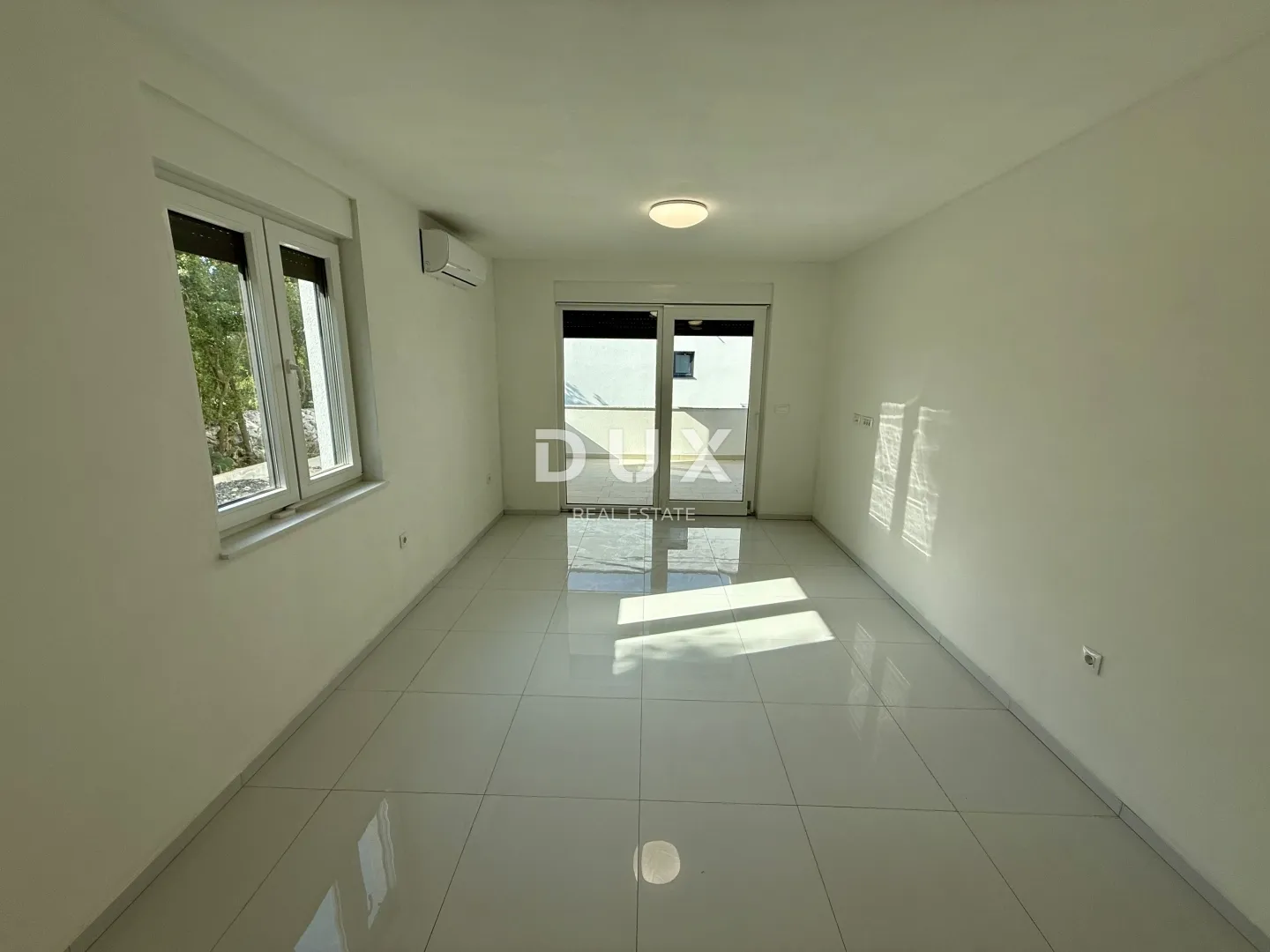 novi vinodolski, dvosobni apartman, 67 m2, novogradnja, okućnica - slika 4