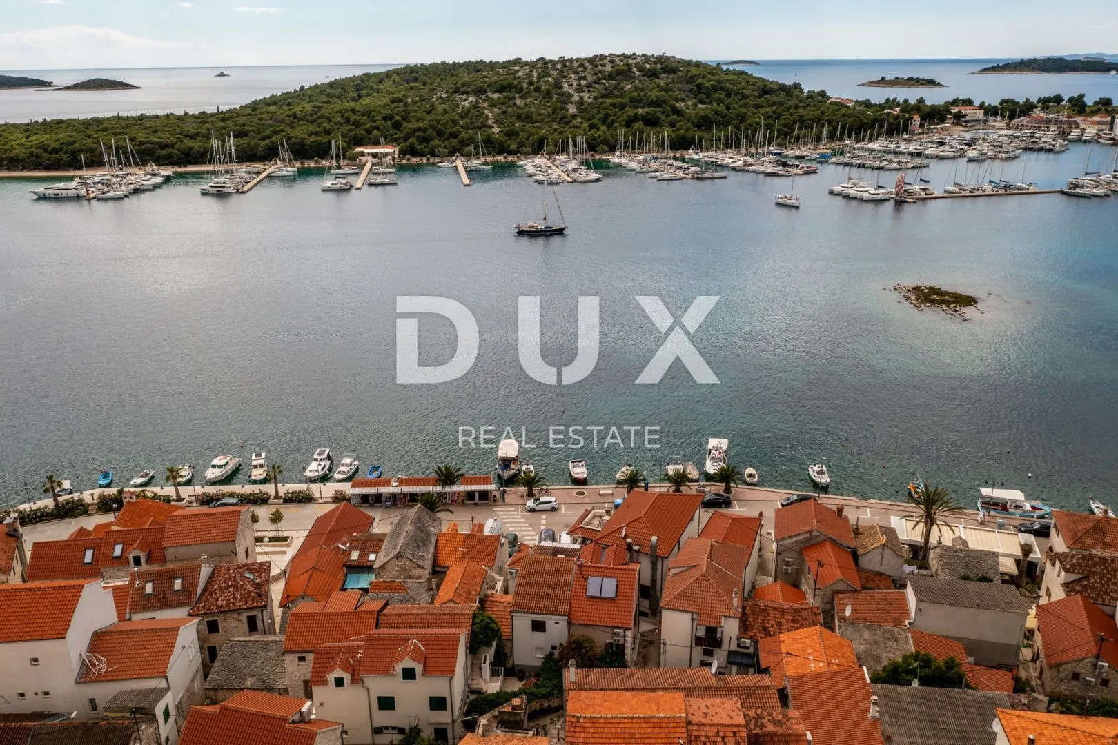 šibenik, rogoznica - predivna kamena kuća i restoran uz more - slika 20