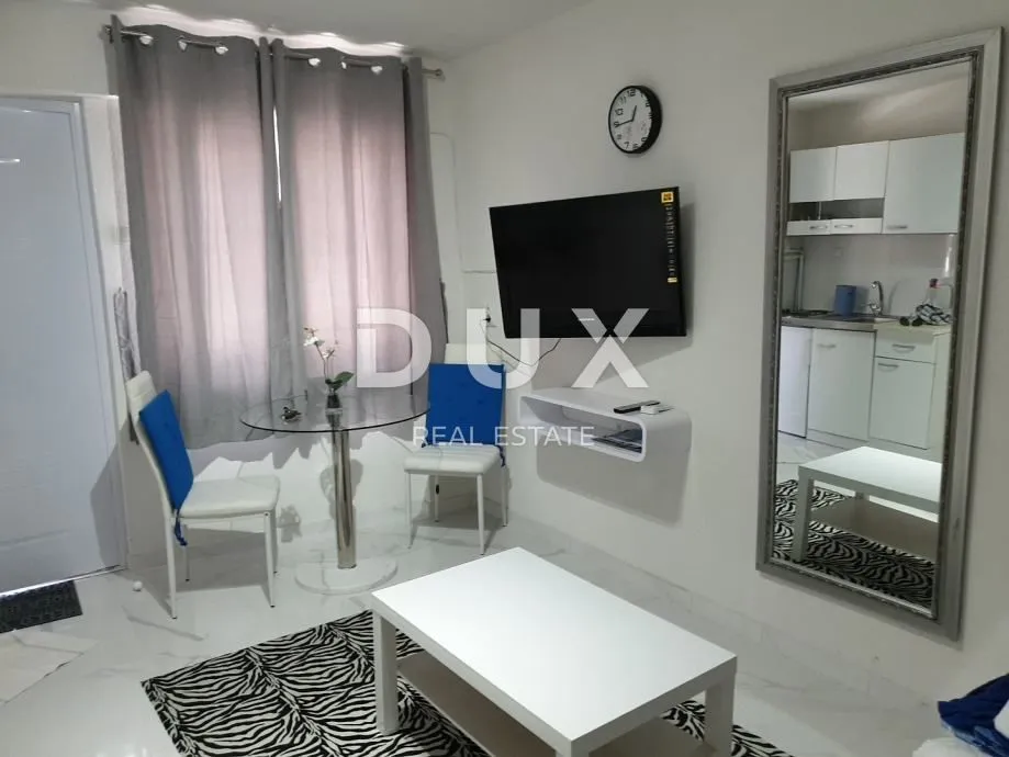 crikvenica, centar - kuća u samom centru - slika 9
