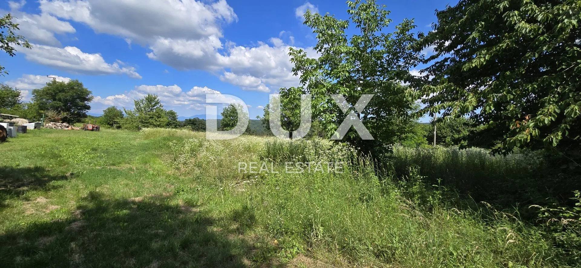 istra, tinjan - građevinsko zemljište od 1398 m2 - slika 11