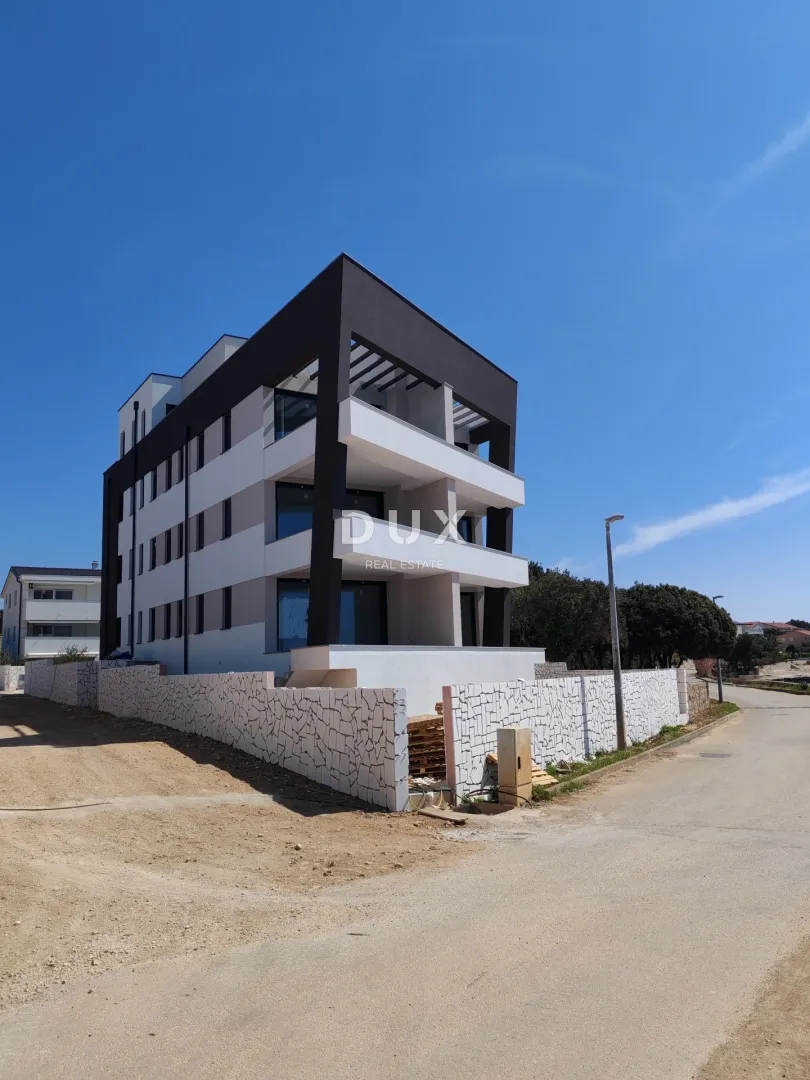 otok pag, mandre - atraktivan dvoetažan stan s vrtom prvi red do mora! s2 - slika 7