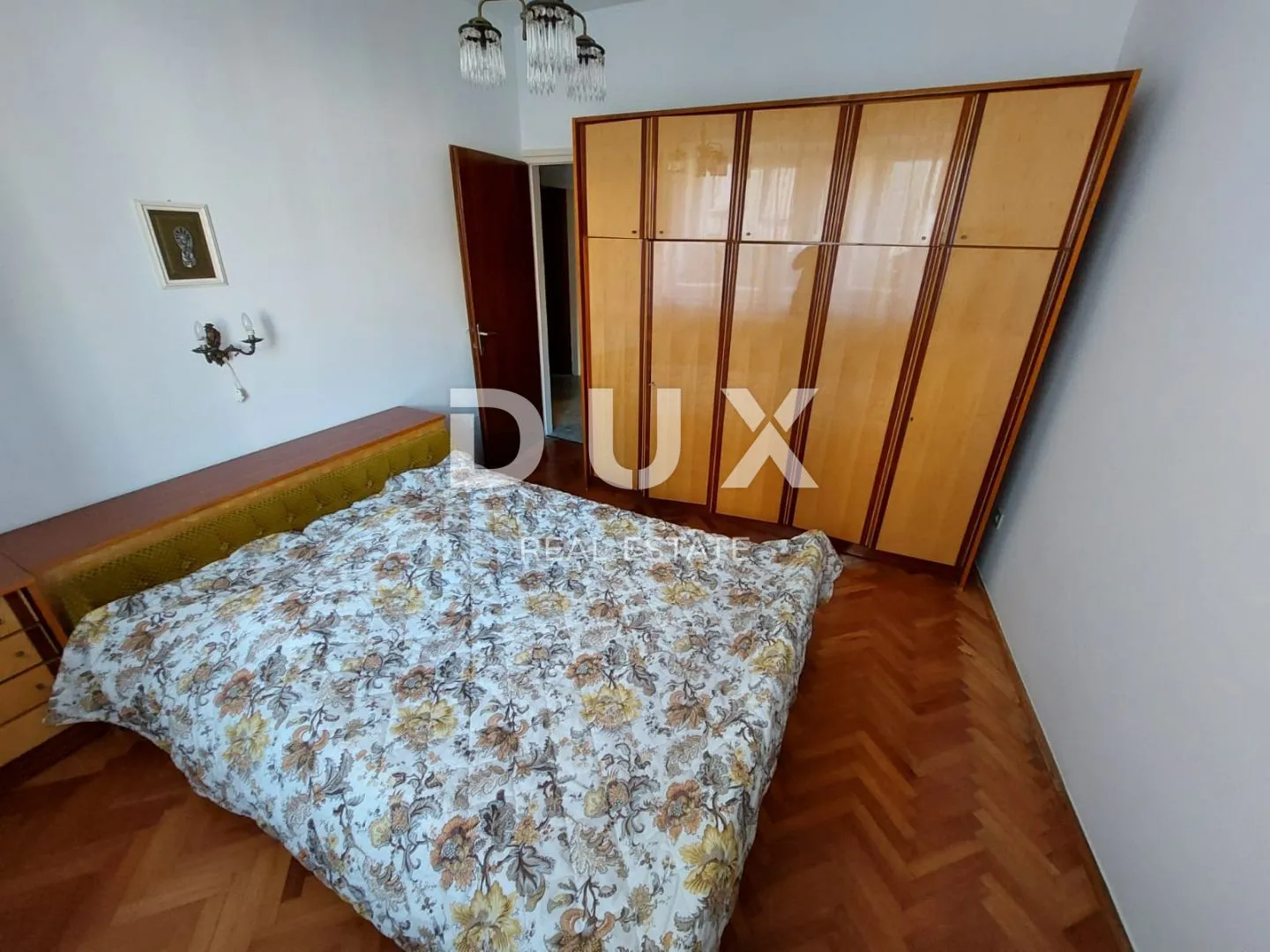 mali lošinj - dvije samostojeće kuće u strogom centru - slika 5