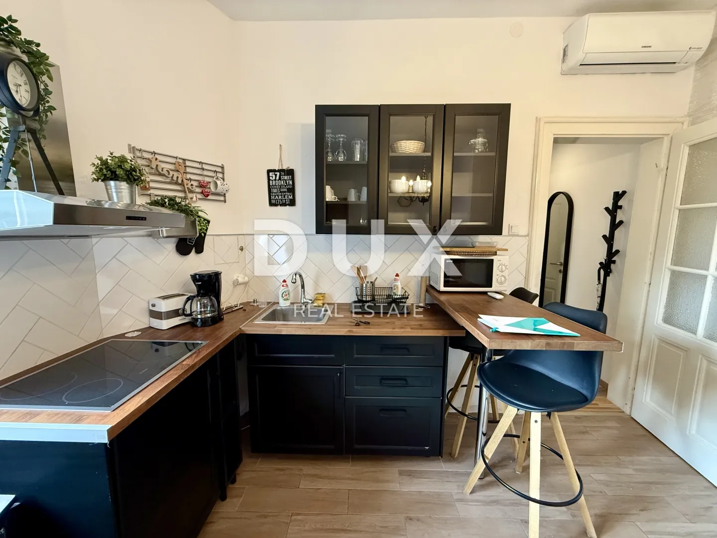zagreb, centar - dvoetažni stan s tri apartmana i odličnim prihodima! - slika 17