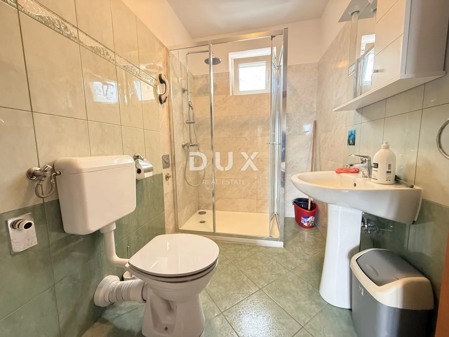 rijeka, škurinje - uređeni 3s + db s pogledom na more - slika 16