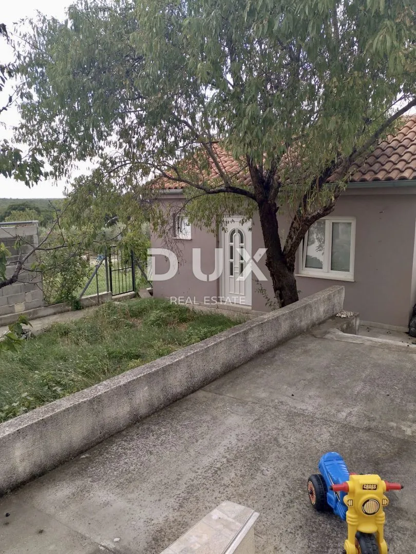 zadar, debeljak - prostrana kuća s pomoćnim objektom/apartmanom - slika 30