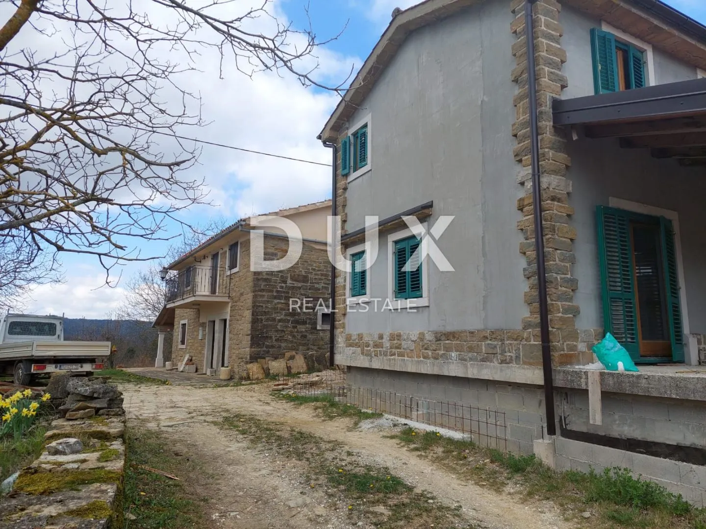 istra, pazin - samostojeća kuća s bazenom - slika 7