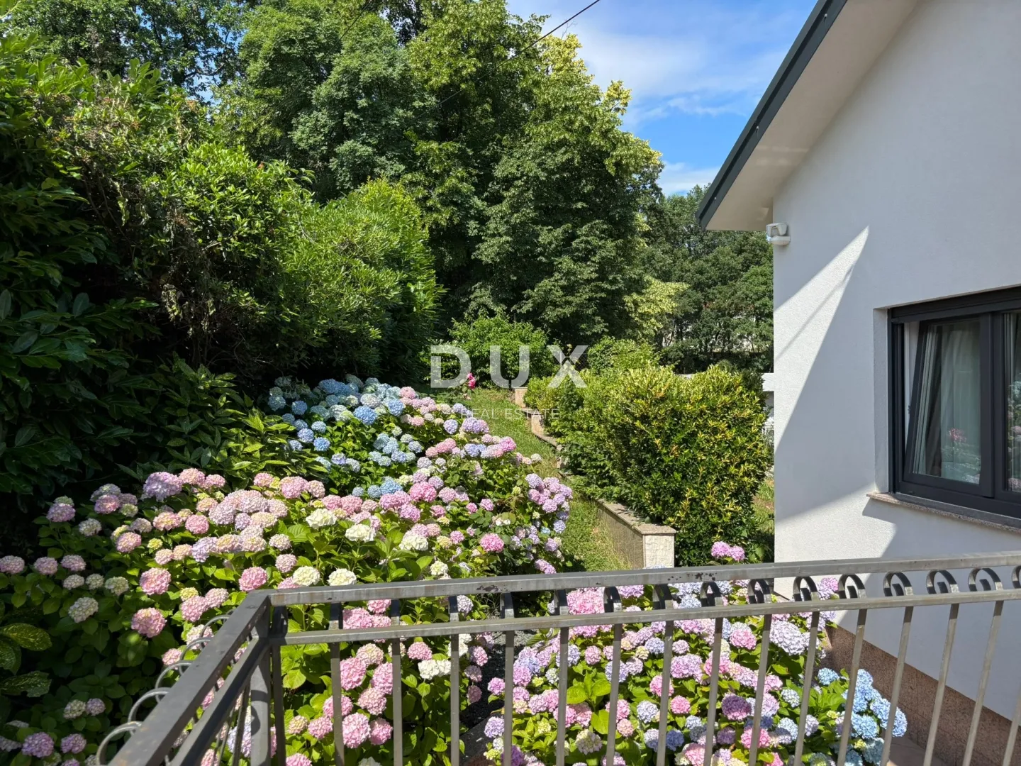 opatija, matulji - obiteljska vila s dva stana , garažom i bazenom! - slika 14