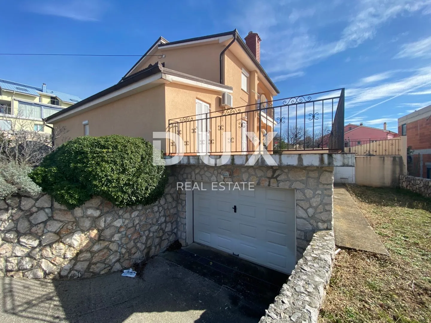 kraljevica, šmrika - samostojeća kuća s bazenom, garažom, okućnicom i pogledom na more! prilika! - slika 17