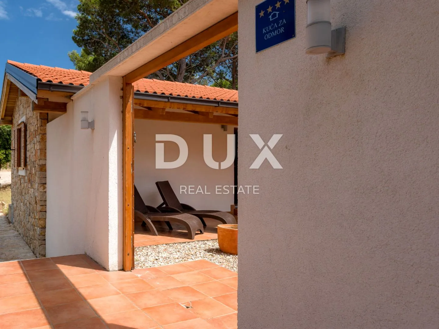 dalmacija, trogir - privatna oaza uz plažu - slika 12