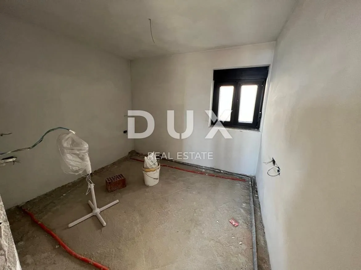 kostrena- dvojna kuća, 5 apartmana, pogled!!! - slika 17