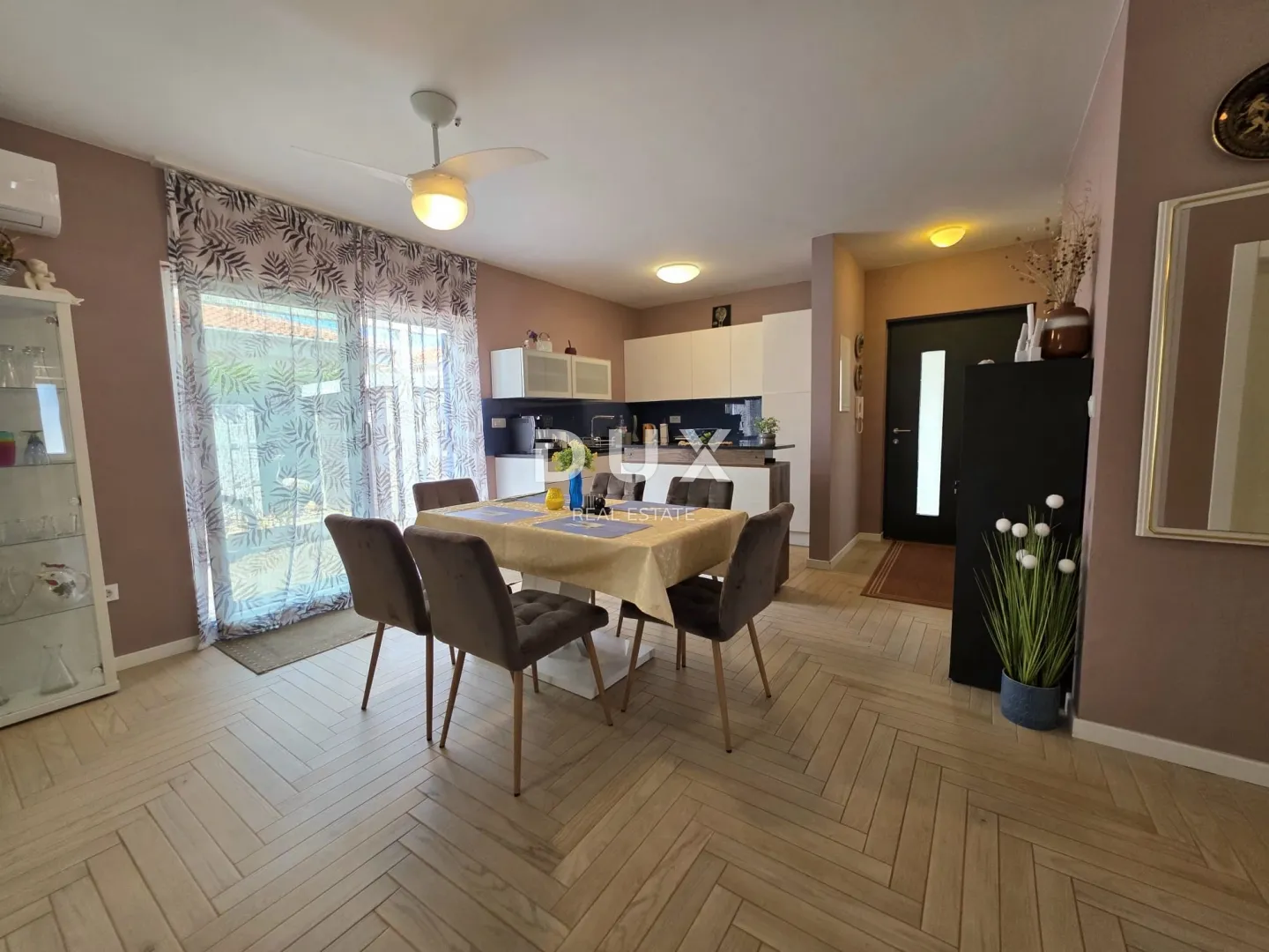istra, novigrad, 91,80 m2s, bazen, terasa - slika 14