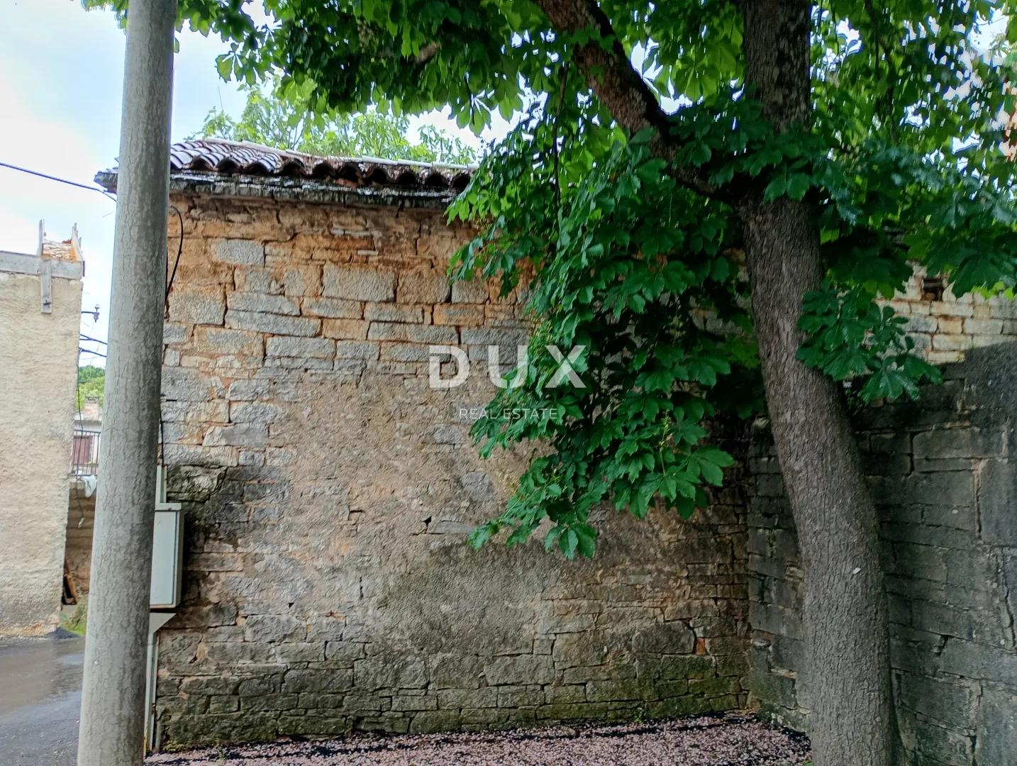 pazin,beram - gospodarska zgrada 58m2 sa okućnicom - slika 10
