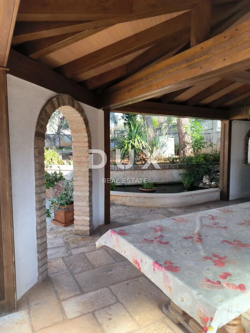 istra, umag - raskošna vila prvi red do mora! - slika 23