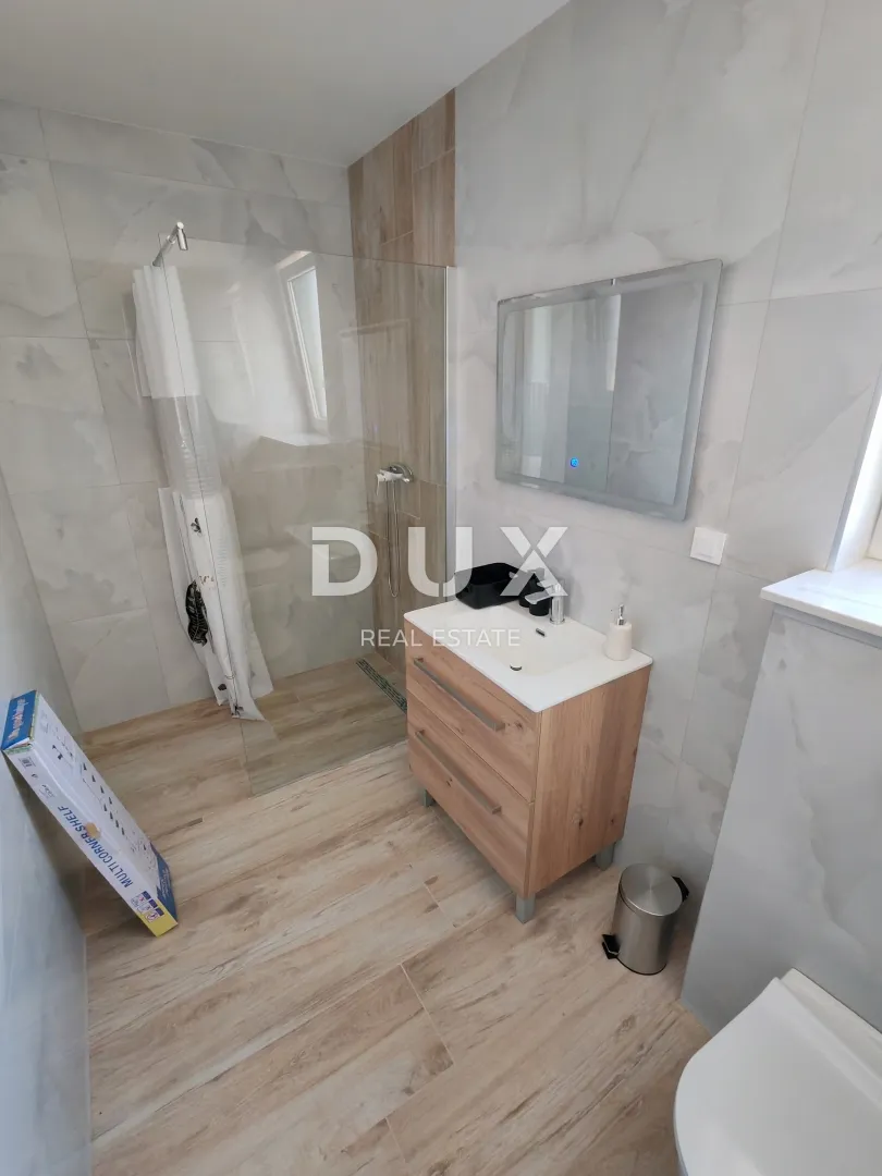 zadar, nin - kompletno namještena dvojna kuća s bazenom! novogradnja! b - slika 32